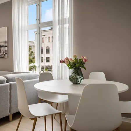 6-rooms In Center W Balcony * Берген