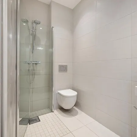 6-rooms In Center W Balcony * Берген